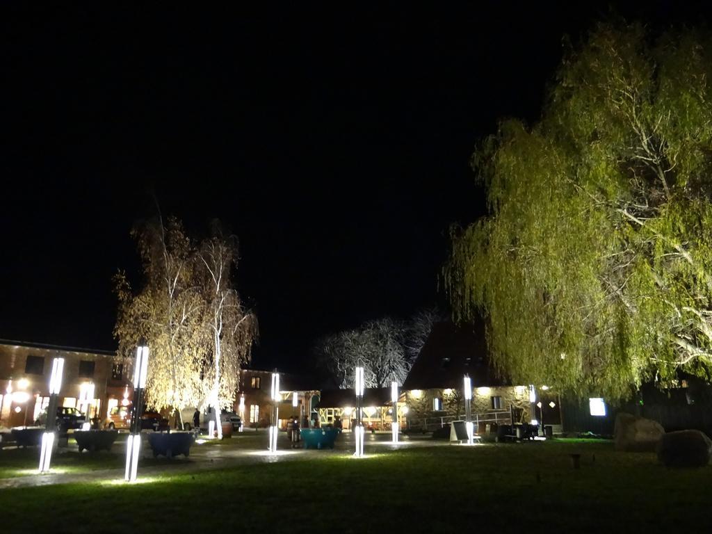Hotel Und Restaurant Am Peenetal Liepen (Neetzow-Liepen) Exterior foto